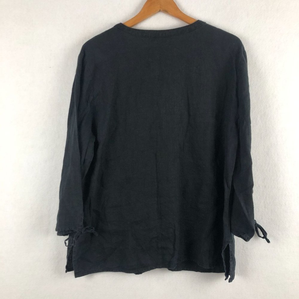 JM Collection Women's Plus Size 16 Black Silver Embroidered Linen V-Neck Top - Picture 2 of 7